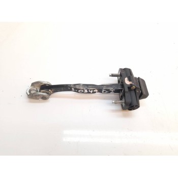RETENEDOR PUERTA DELANTERA IZQUIERDA AM51U23500AC 