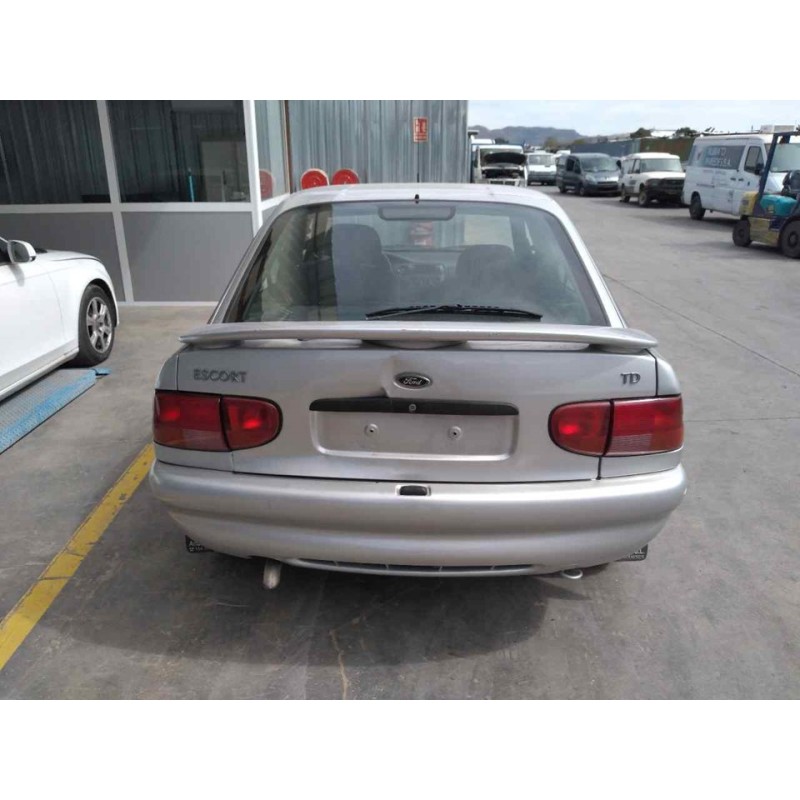 ford escort berl./turnier del año 1999