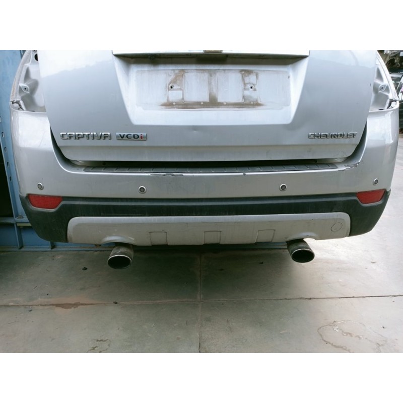 Recambio de paragolpes trasero para chevrolet captiva 2.0 vcdi ltx referencia OEM IAM 2