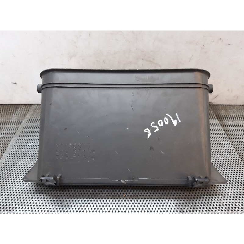 Recambio de guantera para mitsubishi colt (cj0) 1600 glx referencia OEM IAM - Verde 3