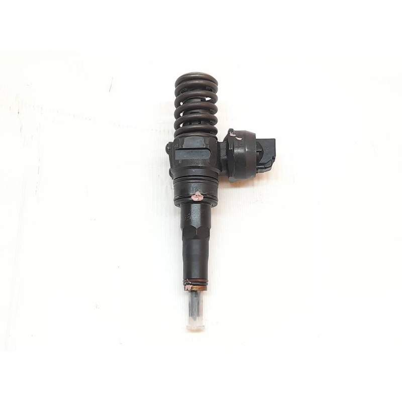Recambio de inyector para audi a3 (8p) 1.9 tdi referencia OEM IAM 0414720215 038130073AG BOSCH