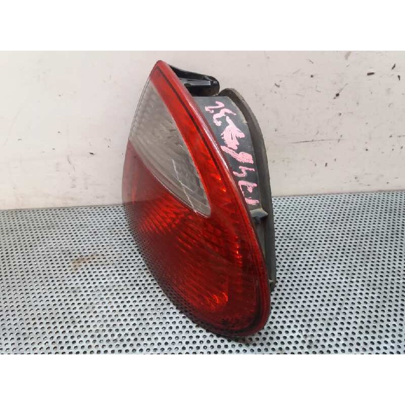 Recambio de piloto trasero derecho para seat leon (1m1) 1.9 tdi referencia OEM IAM - Negro 2