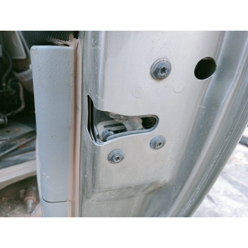 Recambio de cerradura puerta trasera derecha para ford galaxy (vy) trend referencia OEM IAM   