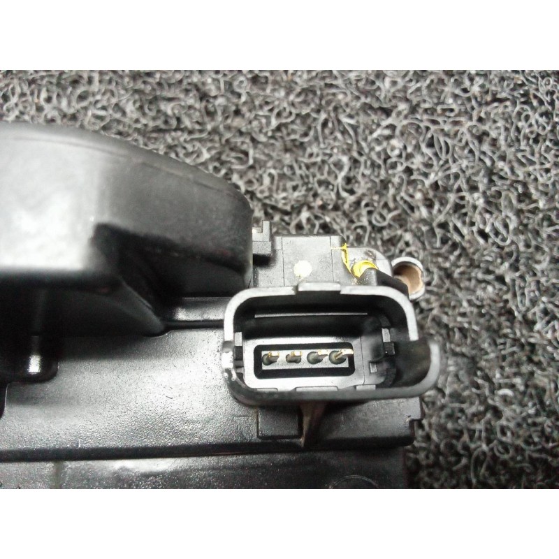 Recambio de cerradura puerta delantera derecha para renault megane iii berlina 5 p emotion referencia OEM IAM 3