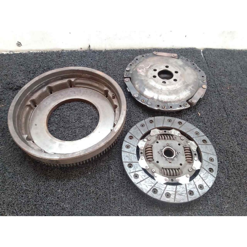 Recambio de kit embrague para audi a3 (8l) 1.6 referencia OEM IAM 06A141031J - Rojo 3