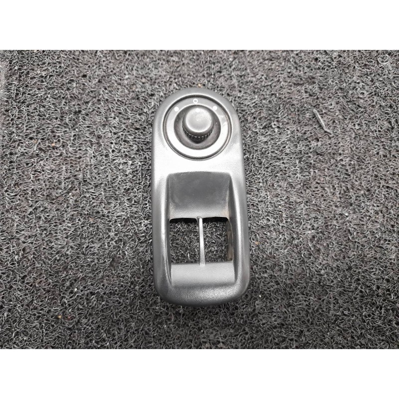 Recambio de mando retrovisor para opel vivaro combi 2.7t corto referencia OEM IAM   