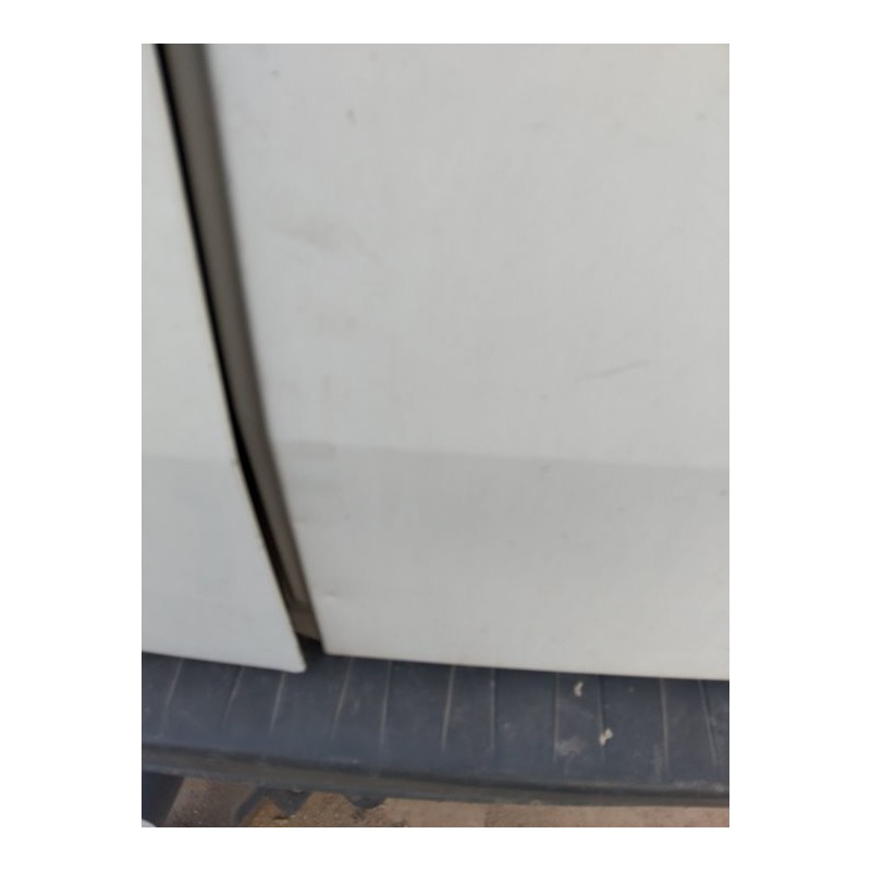 Recambio de puerta trasera derecha para renault kangoo profesional referencia OEM IAM - Blanco 2