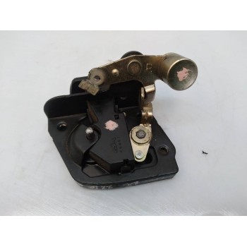 CERRADURA PUERTA LATERAL DERECHA 