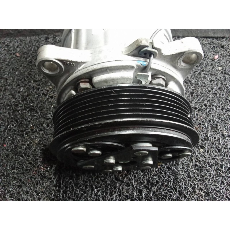 Recambio de compresor aire acondicionado para volvo serie 850 2.5 20v cat referencia OEM IAM 070572TM16A - Azul 3