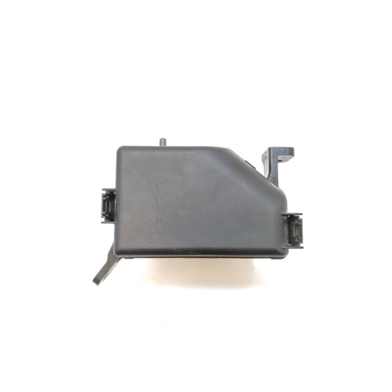 Recambio de caja reles / fusibles para hyundai i20 classic referencia OEM IAM 10032209821118 10032209821124 - Rojo 3