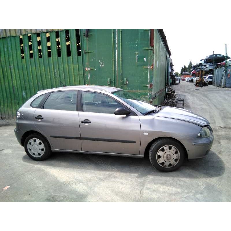 seat ibiza (6l1) del año 2003