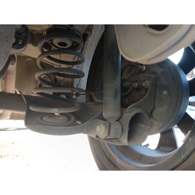 Recambio de puente trasero para citroën c1 ii (pa_, ps_) 1.0 vti 72 referencia OEM IAM - Blanco 2