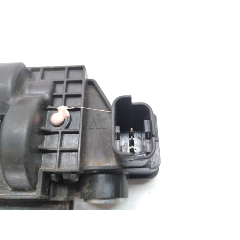 Recambio de cerradura maletero / porton para citroën c3 attraction referencia OEM IAM 9151487499 - Blanco 4