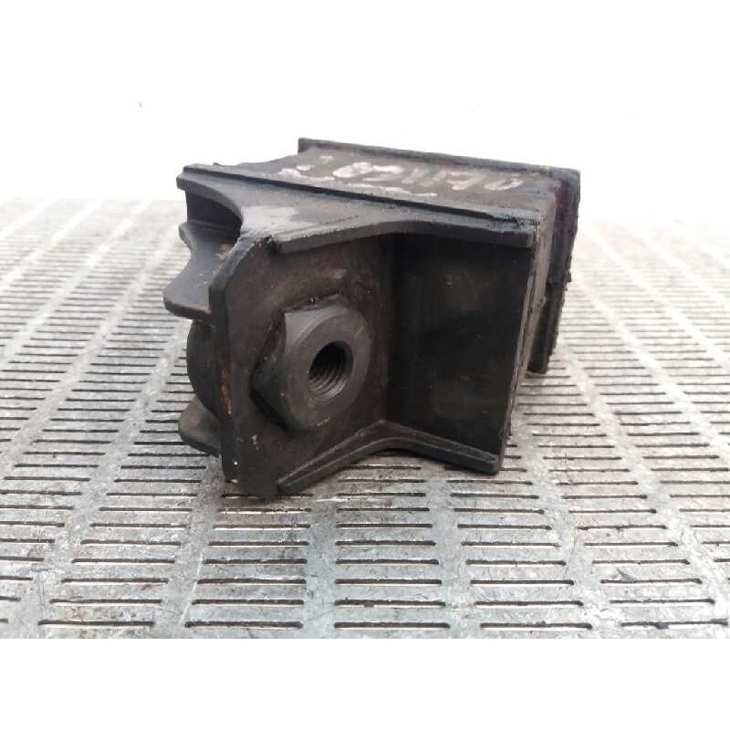 Recambio de soporte motor izquierdo para mercedes-benz sprinter (w901,w903) combi 2.3 diesel referencia OEM IAM 9012412413  