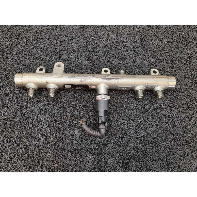 Recambio de rampa inyectora para fiat ducato caja abierta (desde 03.02) maxi 2,8 jtd power batalla 4050 referencia OEM IAM 04452