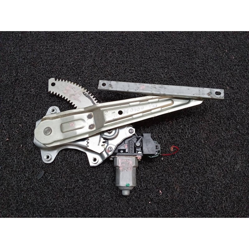 Recambio de elevalunas trasero derecho para nissan juke (f15) acenta referencia OEM IAM 306050 827310V018 