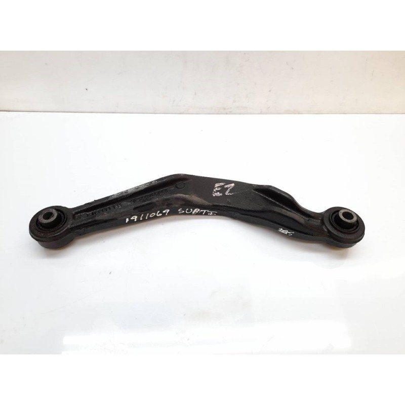Recambio de brazo suspension superior trasero izquierdo para opel insignia berlina cosmo referencia OEM IAM 13268881  