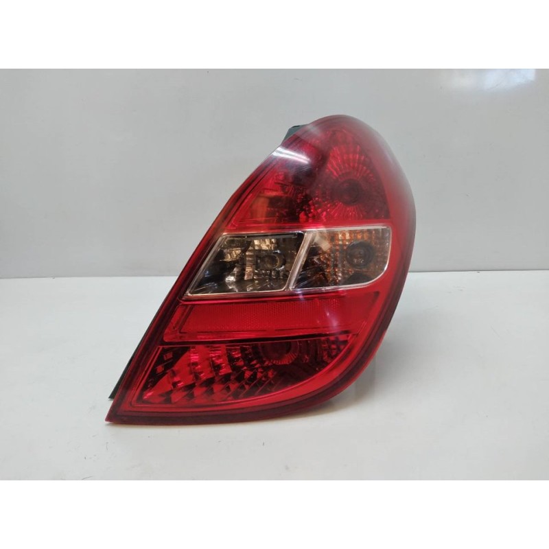 Recambio de piloto trasero derecho para hyundai i20 classic referencia OEM IAM 924024P000  