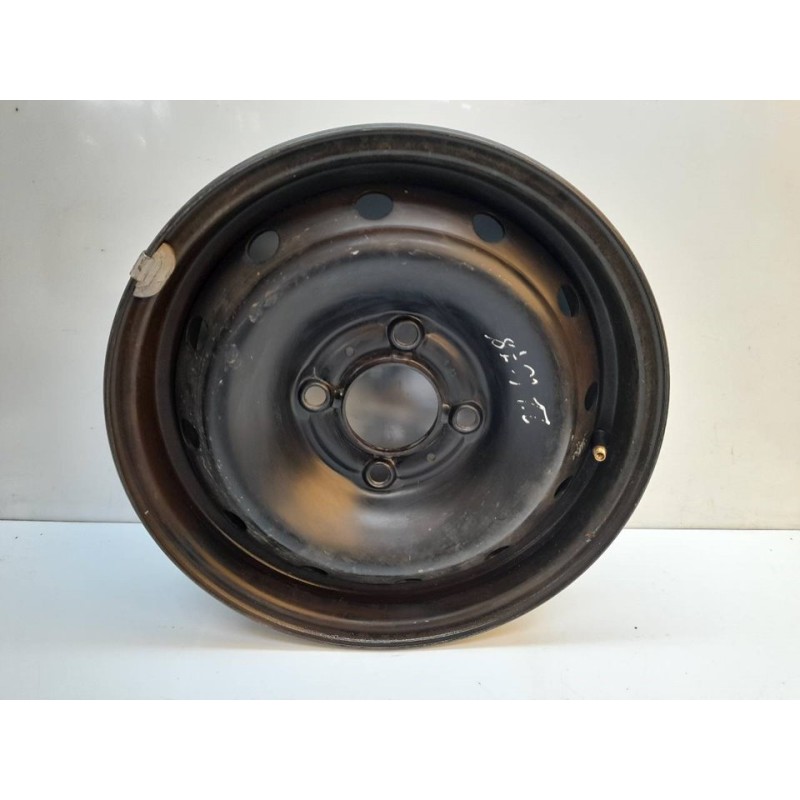 Recambio de llanta para peugeot 205 berlina 1.3 referencia OEM IAM 500B13FHBET28  