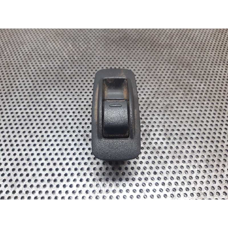 Recambio de mando elevalunas trasero derecho para toyota rav 4 (a2) 1.8 luna (2003) referencia OEM IAM   