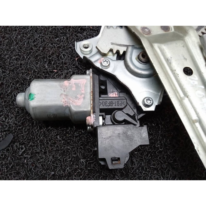 Recambio de elevalunas trasero derecho para nissan juke (f15) acenta referencia OEM IAM 306050 827310V018 2