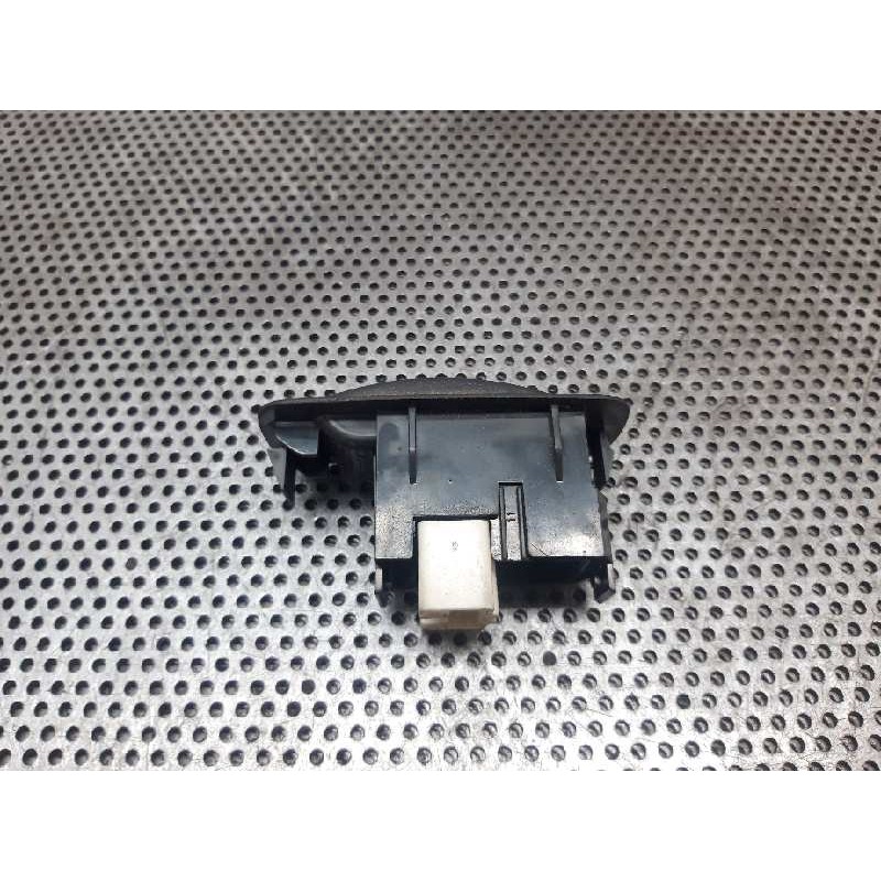 Recambio de mando elevalunas trasero derecho para toyota rav 4 (a2) 1.8 luna (2003) referencia OEM IAM - Negro 2