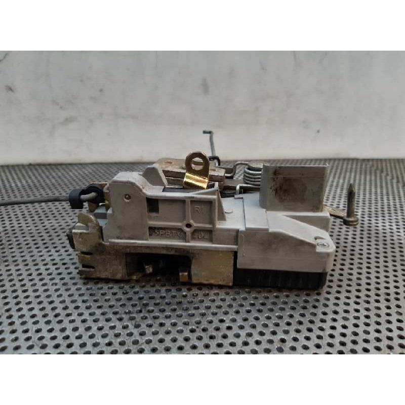 Recambio de cerradura puerta delantera derecha para citroën c8 2.0 hdi sx referencia OEM IAM   