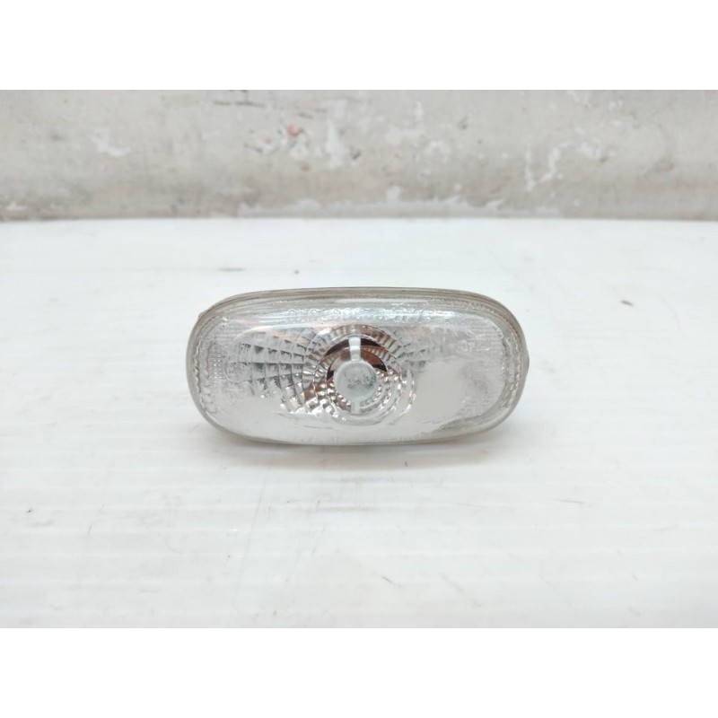 Recambio de piloto lateral izquierdo para hyundai santa fe (bm) 2.2 crdi comfort 4x4 referencia OEM IAM 923033K0  