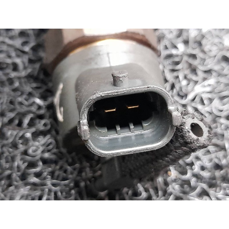 Recambio de inyector para opel vectra c berlina elegance referencia OEM IAM 0445110276 2