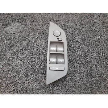 MANDO ELEVALUNAS DELANTERO IZQUIERDO 921604604 13W41K801 
