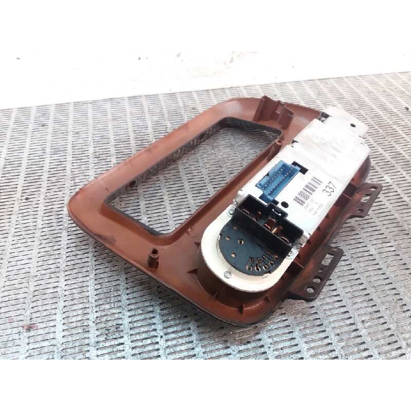 Recambio de mando calefaccion / aire acondicionado para chrysler voyager (gs) 2.5 turbodiesel referencia OEM IAM P4677337 - Azul 2