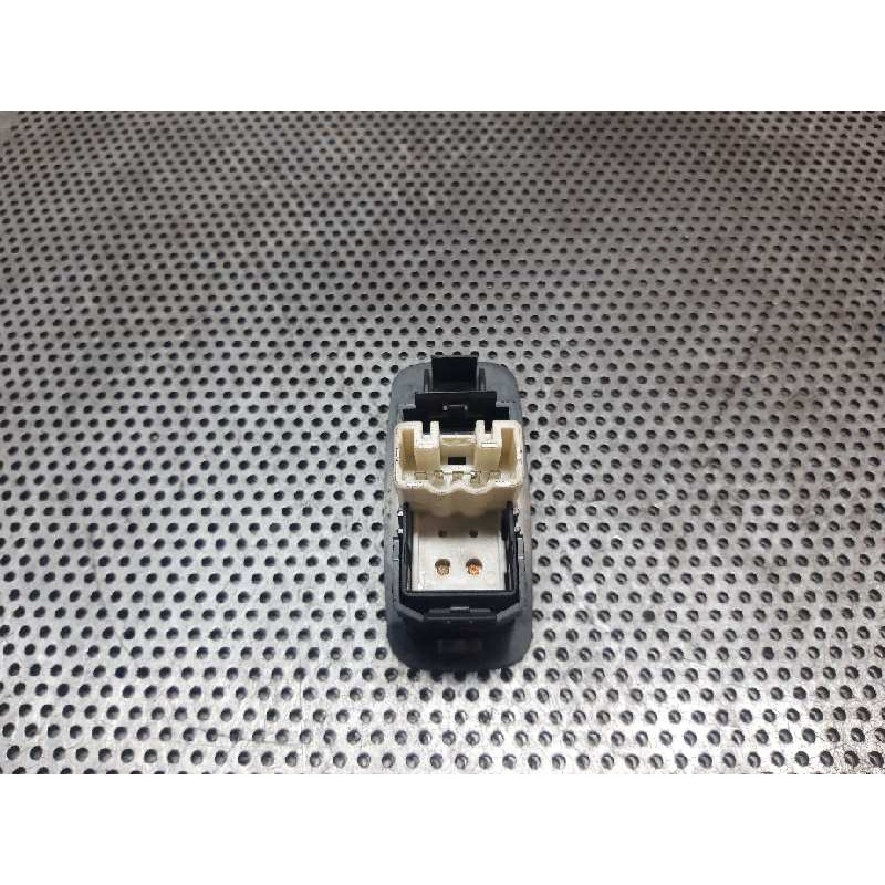 Recambio de mando elevalunas trasero derecho para toyota rav 4 (a2) 1.8 luna (2003) referencia OEM IAM - Negro 5
