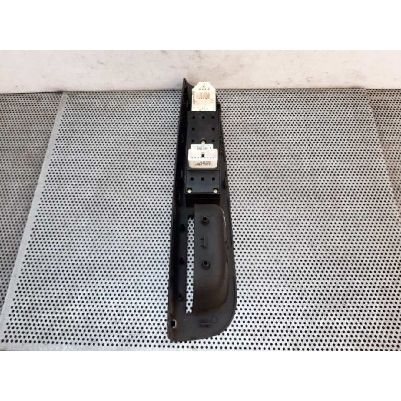 Recambio de mando elevalunas delantero izquierdo para kia cee'd drive referencia OEM IAM 935701H120 823511H010 5