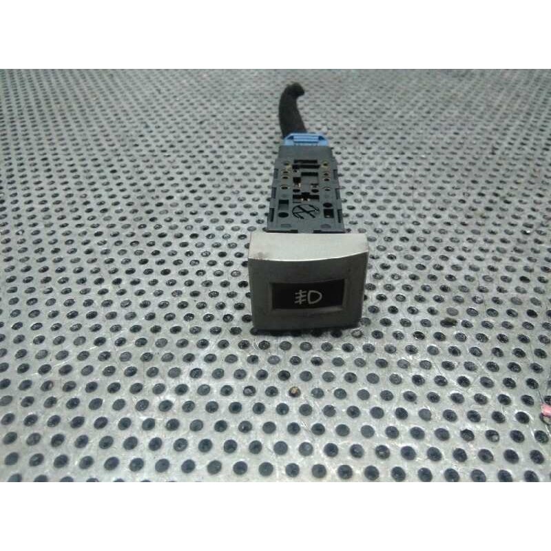 Recambio de mando antinieblas para kia carnival ii 2.9 crdi cat referencia OEM IAM   