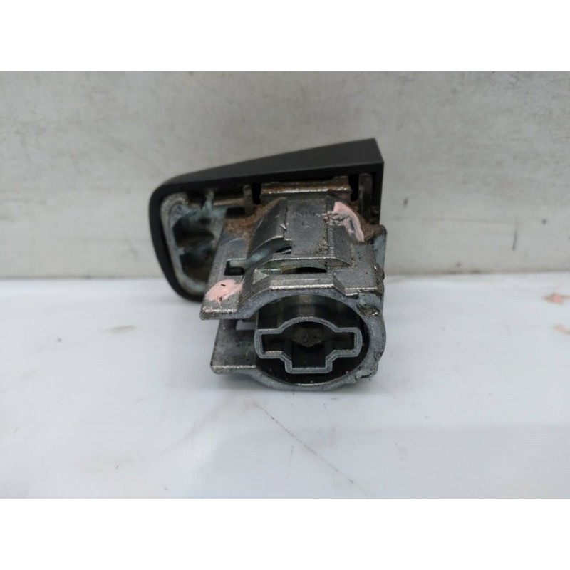Recambio de bombin puerta delantera izquierda para opel corsa e business referencia OEM IAM 2