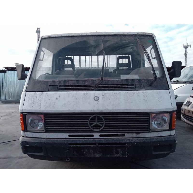 mercedes-benz mb serie:100 d caja abierta (w631) del año 1990