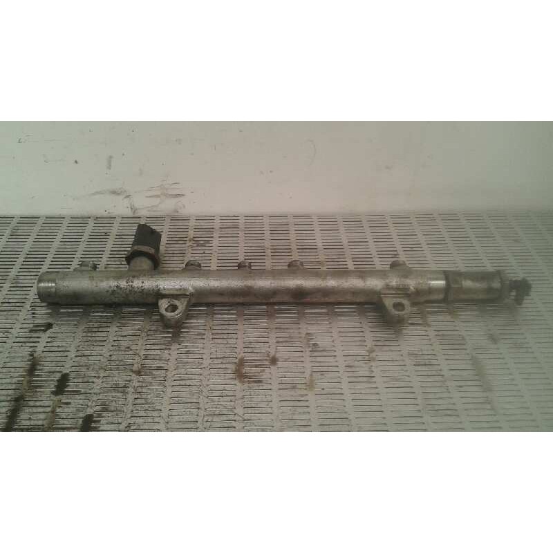 Recambio de rampa inyectora para renault scenic ii 1.9 dci diesel referencia OEM IAM 0445214024 8200347176 3