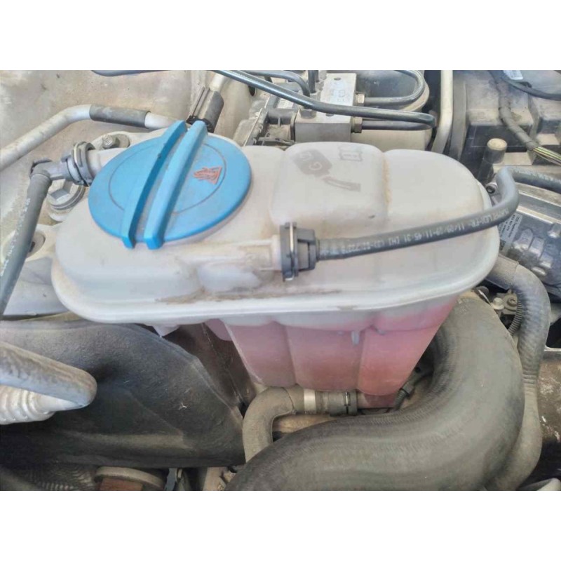 Recambio de deposito expansion para audi a4 ber. (b8) e referencia OEM IAM 8K0121403G  