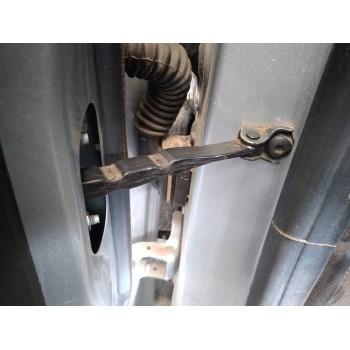 RETENEDOR PUERTA DELANTERA IZQUIERDA 