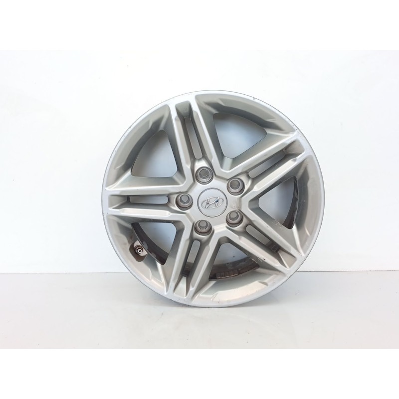 Recambio de llanta para hyundai kona maxx 2wd referencia OEM IAM 52910J9100  