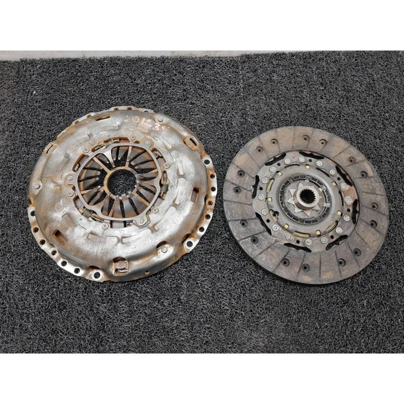 Recambio de kit embrague para opel vectra c berlina elegance referencia OEM IAM 324039410  LUK