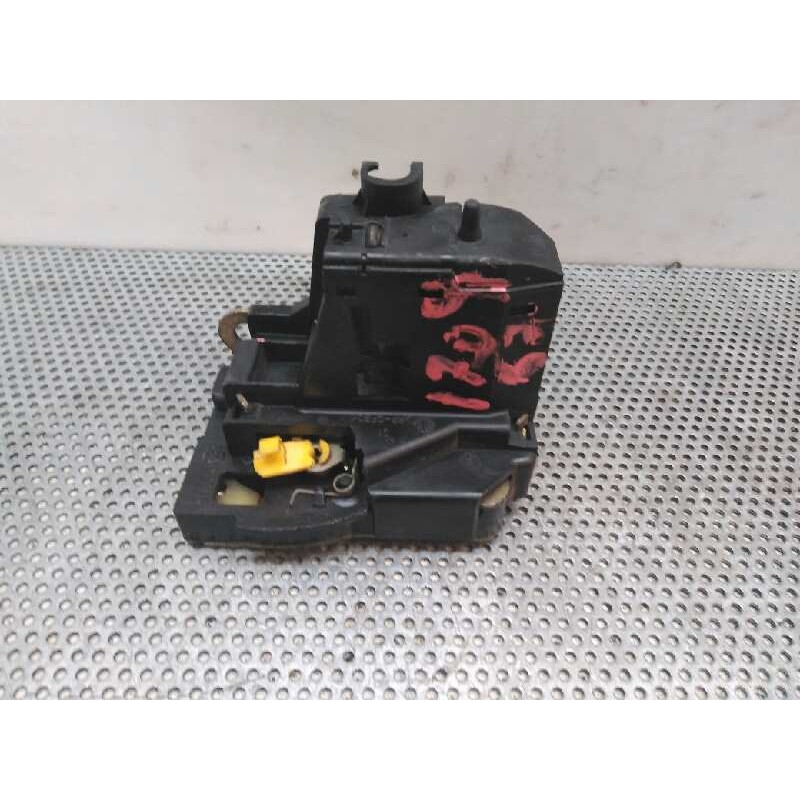 Recambio de cerradura puerta trasera izquierda para renault megane i fase 2 classic (la..) 1.9 dci dynamique referencia OEM IAM - Blanco 2