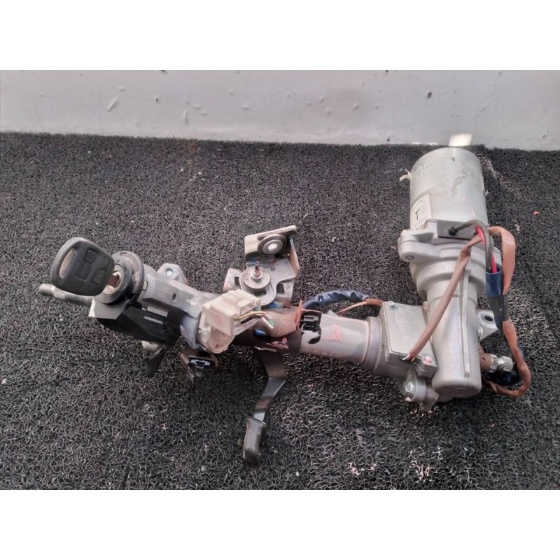 Recambio de columna direccion para toyota yaris ts referencia OEM IAM 452000D103 01142464 