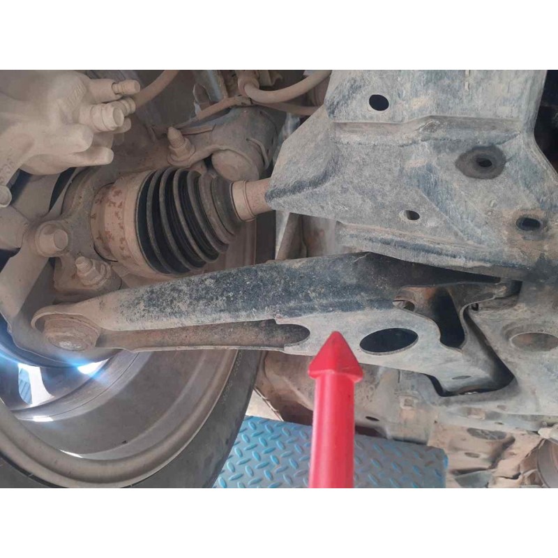 Recambio de brazo suspension inferior delantero derecho para mitsubishi asx (ga0w) challenge 2wd referencia OEM IAM - Blanco 2