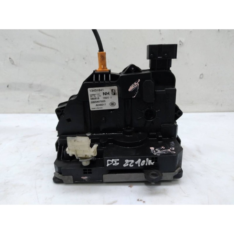 Recambio de cerradura puerta delantera izquierda para opel corsa e business referencia OEM IAM 13431841  