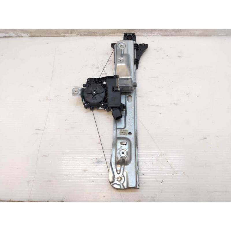 Recambio de elevalunas trasero derecho para opel insignia berlina excellence referencia OEM IAM 20952451 061514 C07521102