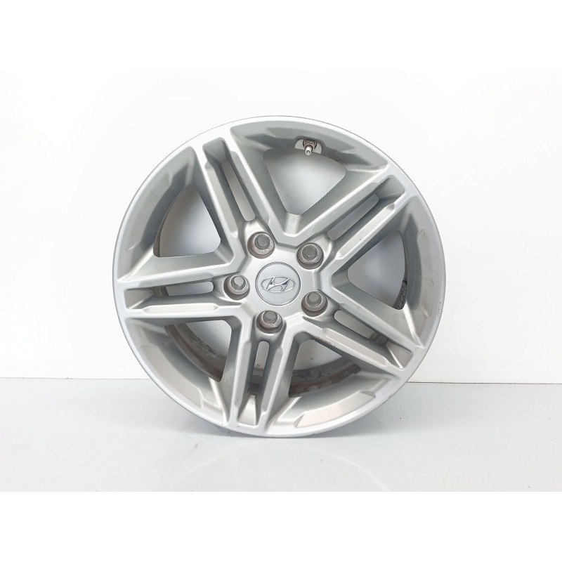 Recambio de llanta para hyundai kona maxx 2wd referencia OEM IAM 52910J9100  