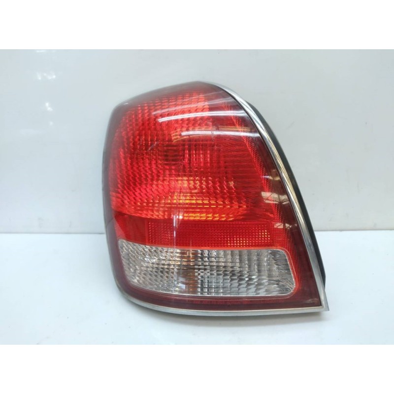 Recambio de piloto trasero izquierdo para hyundai xg 3.0 v6 gls referencia OEM IAM   