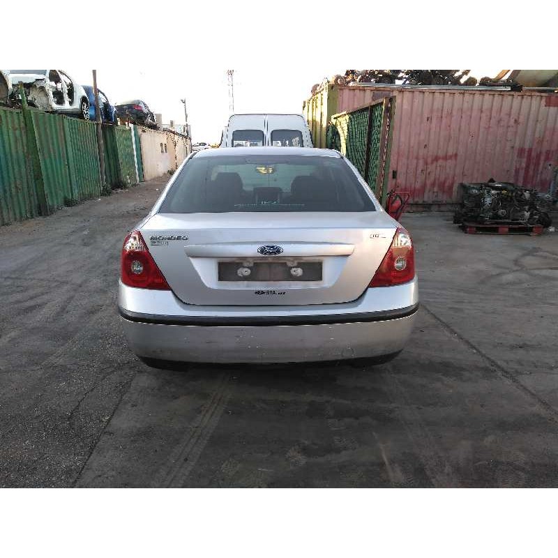 ford mondeo berlina (ge) del año 2004