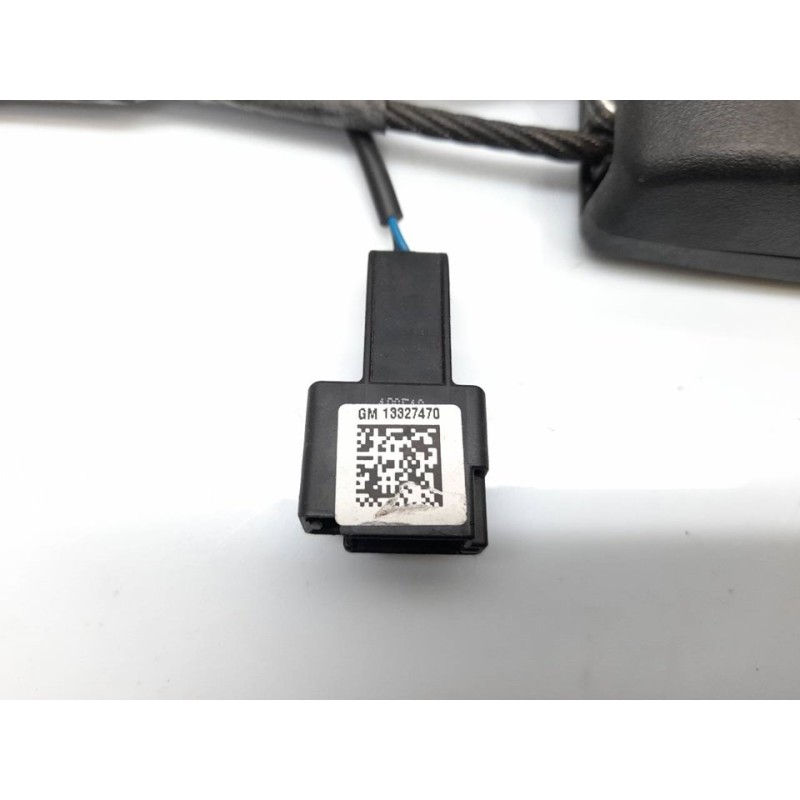 Recambio de enganche cinturon delantero izquierdo para opel insignia berlina cosmo referencia OEM IAM 13327470 - Negro 3